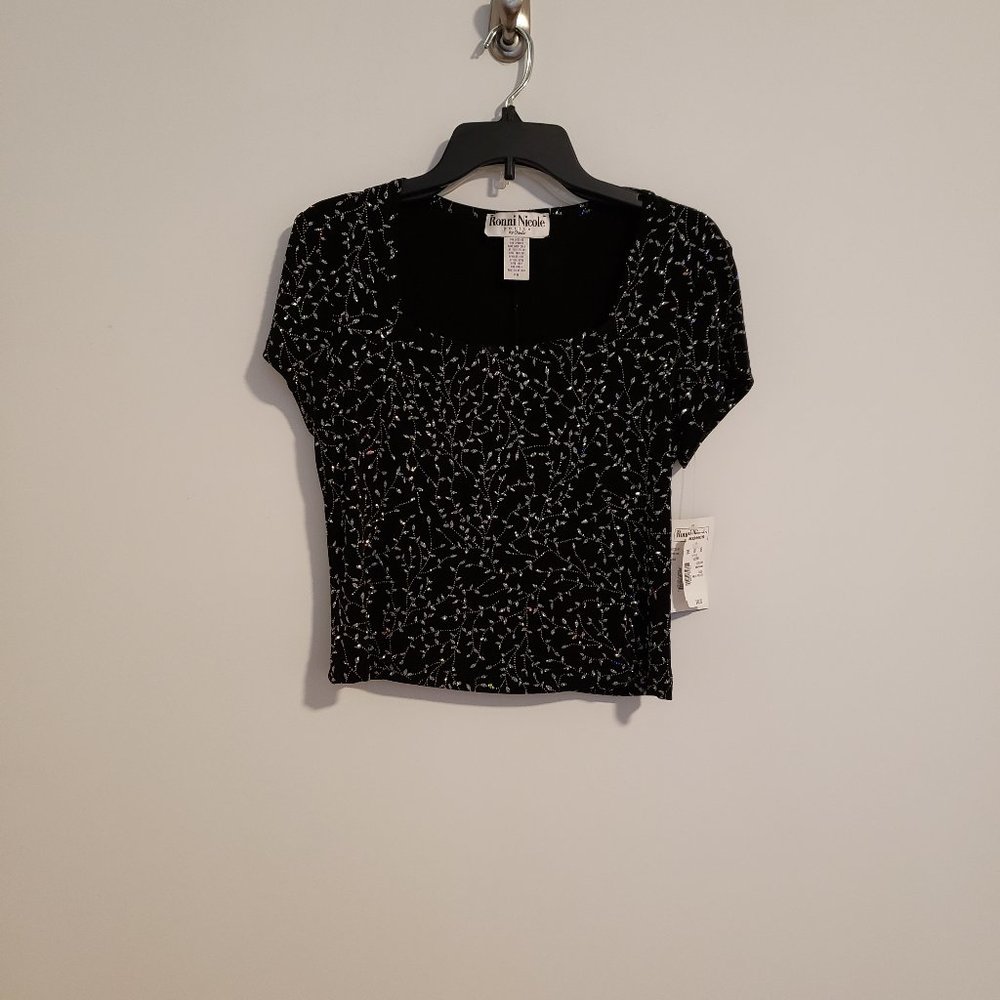 NWT Ronni Nicole black top PM